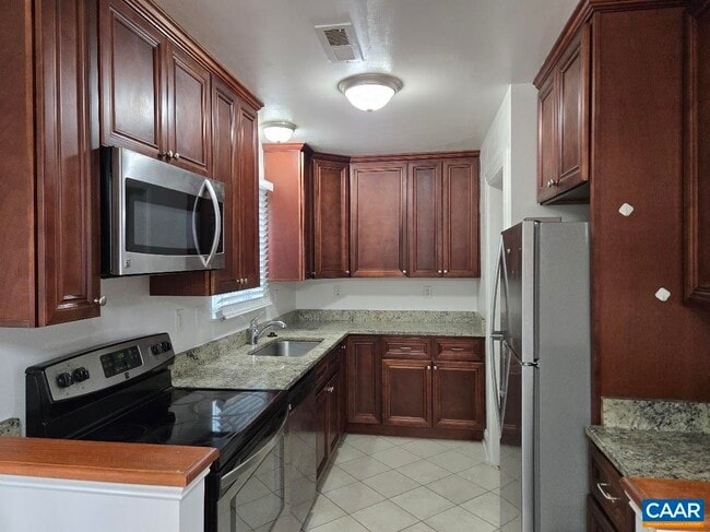 Photo - 117 Longwood Dr