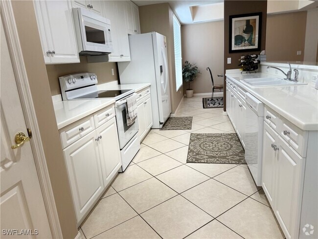 Building Photo - 13041 Sandy Key Bend Unit 602 Rental