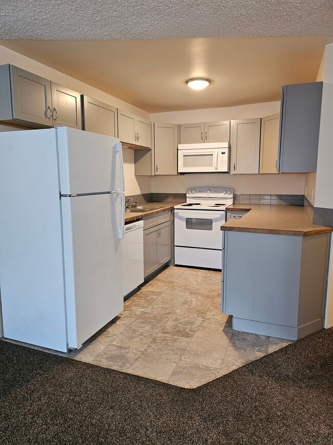 East 12 Rockwood Apartments