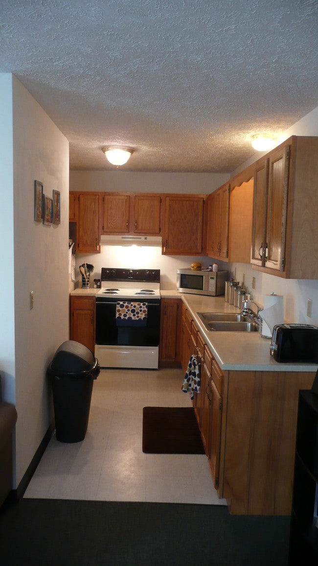 ACT APARTMENTS ATHENS AND NELSONVILLE Townhomes for Rent