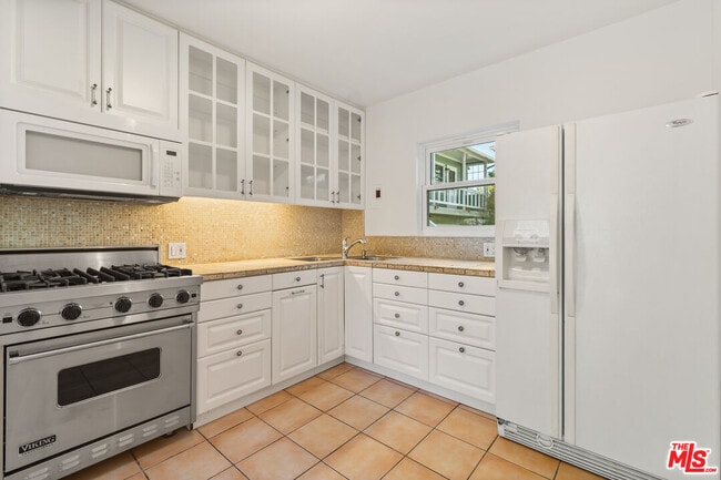 717 Raymond Ave Unit 3