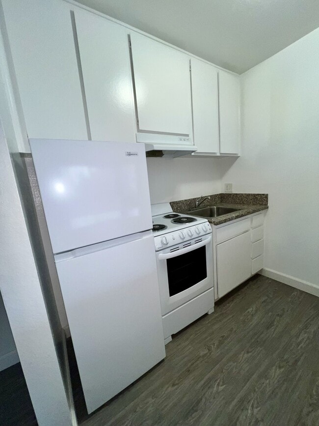 Photo - Alpine Terrace Apartments