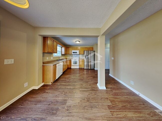 Photo - 2740 N Whitfield Rd