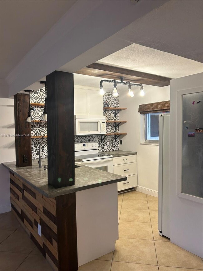Photo - 17000 NW 67th Ave Unit 203