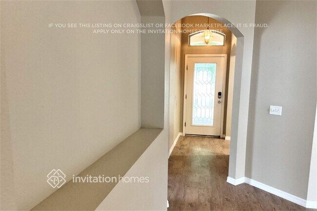 Photo - 713 Lady Diana Dr