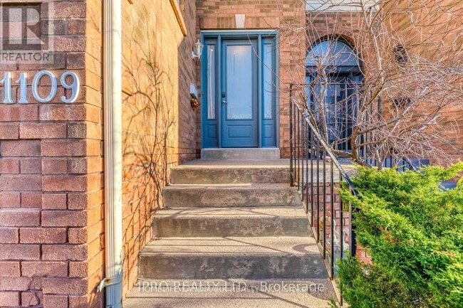 Photo - 1109 Lindsay Dr