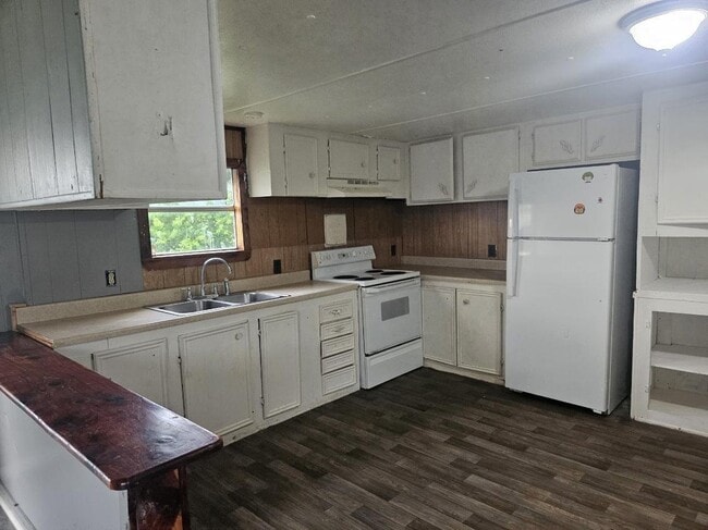 Photo - 1801 S Business 45
