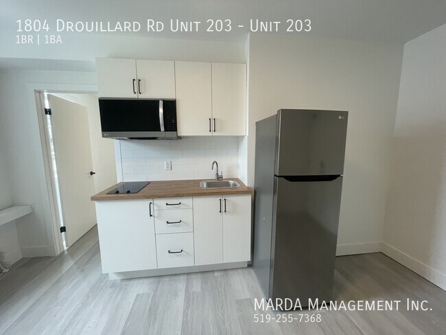 Photo - MODERN 1 BED/1 BATH UNIT EAST WINDSOR! INCLUSIVE! 1 MONTH FREE RENT!! Unité 203
