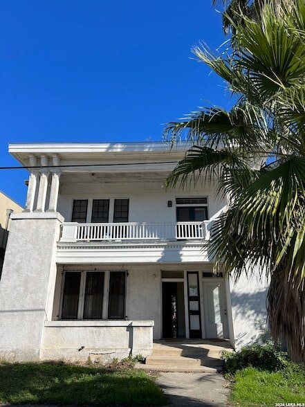 Photo - 111 Leigh St