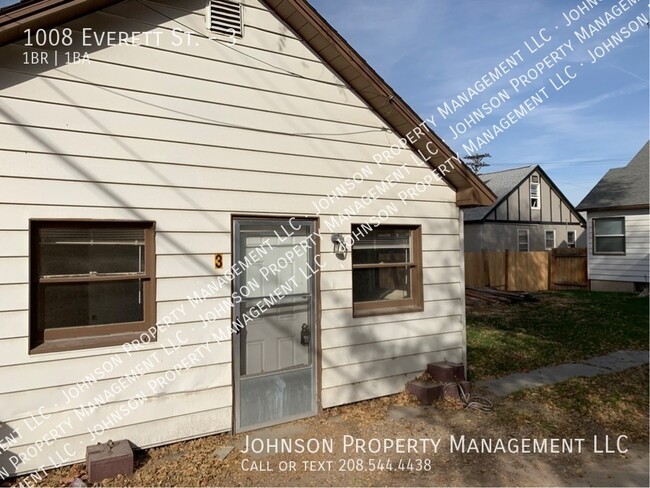 Photo - 1008 Everett St
