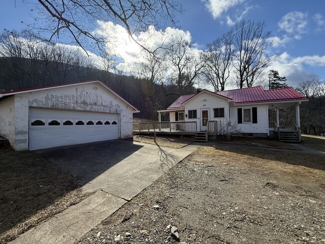 Photo - 130 Bobby Rash Rd