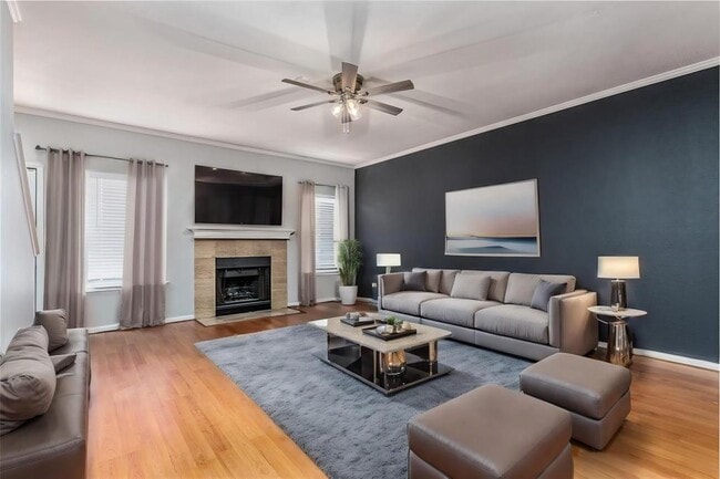 Photo - 9850 Pagewood Ln Condo Unit 106