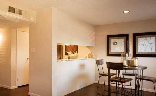 Photo - 3 bedroom in Houston TX 77062 Unidad 3047