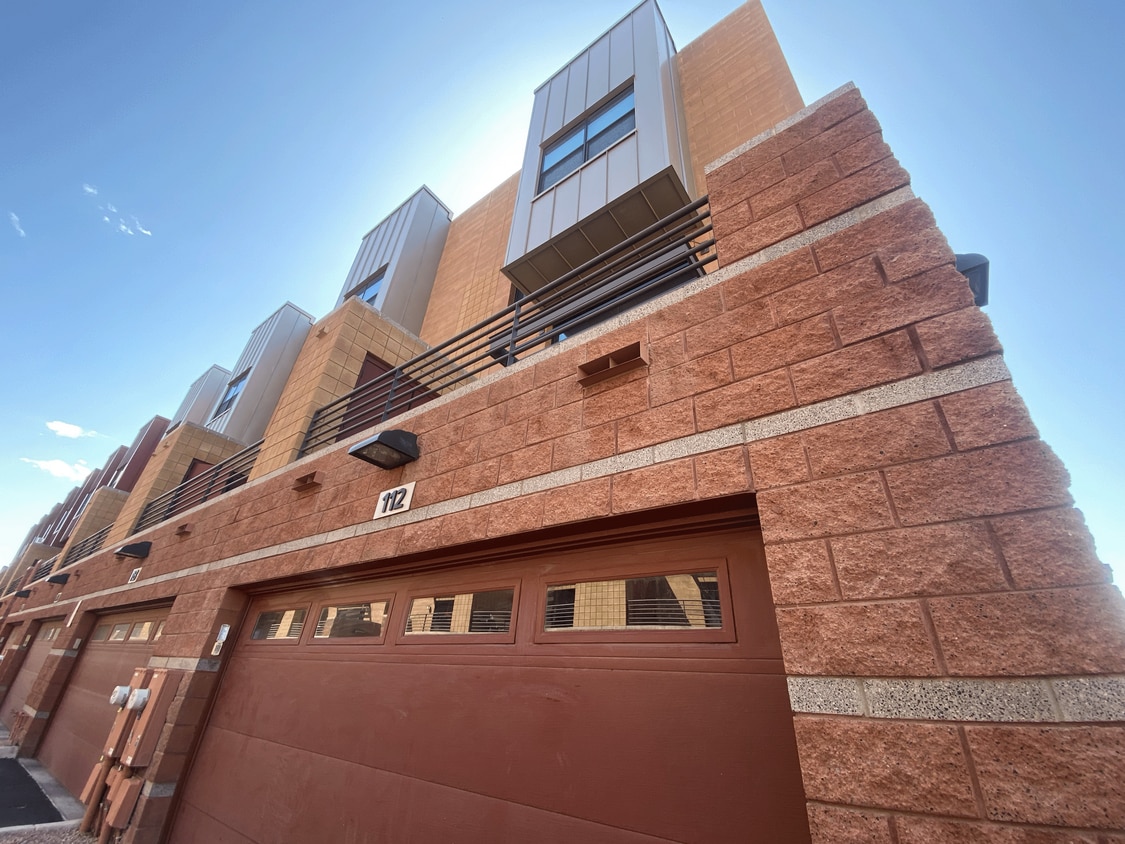 Photo - 330 S Farmer Ave (Tempe, AZ)