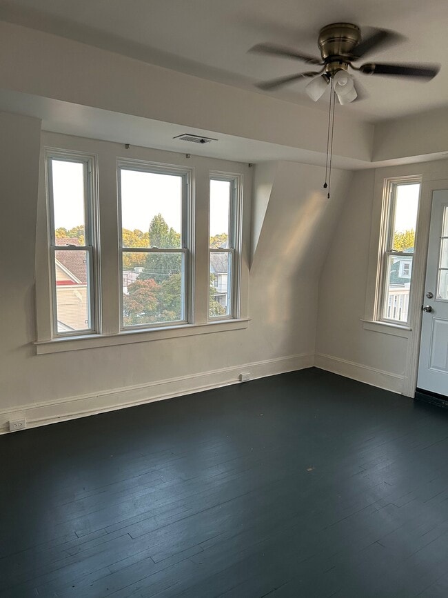 2900 Ailsa Ave Unit 2