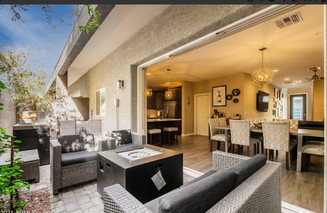 Photo - 2315 E Pinchot Ave