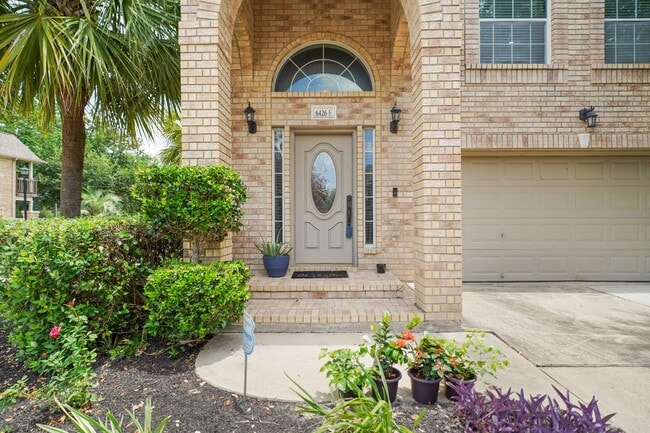 Building Photo - 6426 E Linpar Ct Rental
