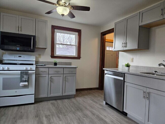 Photo - Small in Size, Big on Charm – Updated 1 Bed Home on East Oberlin!