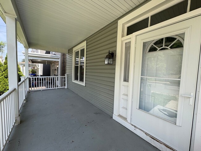 Photo - HUGE 5 Bedroom/3.5 Bath House in Avalon!
