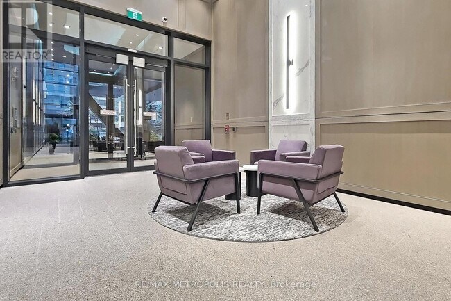 Photo - 488 University Ave Unité 2102