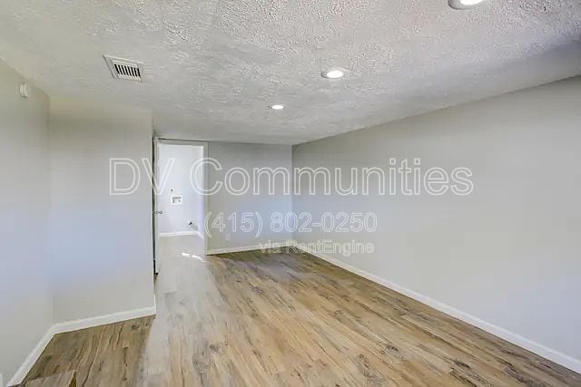 Photo - 717 E Republic Ave
