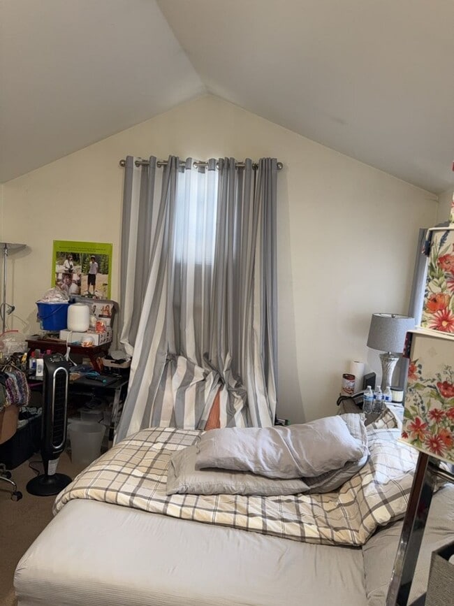 Photo - 2818-2818 Moore St Unit 2816