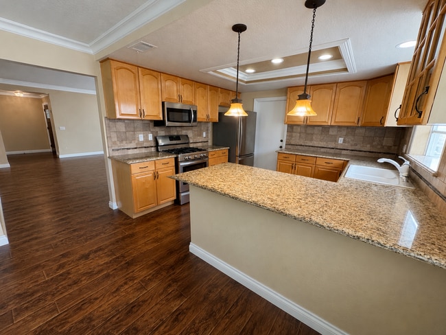 Photo - 606 Pinecrest Ln