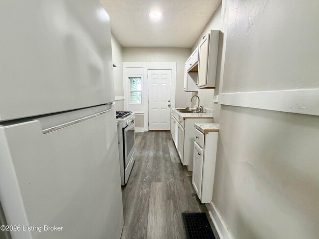 Photo - 3204 W Kentucky St Unit 2