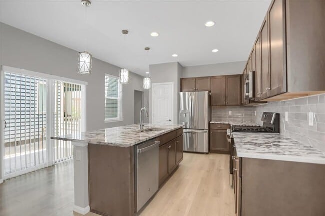 Photo - 18932 High Point Blvd