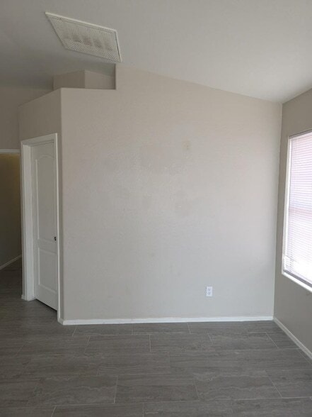 Photo - 9927 W Southgate Ave