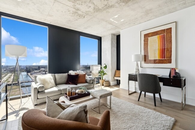 Photo - 234 W Polk St