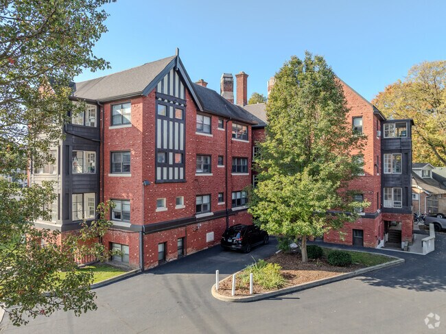 Kent Manor