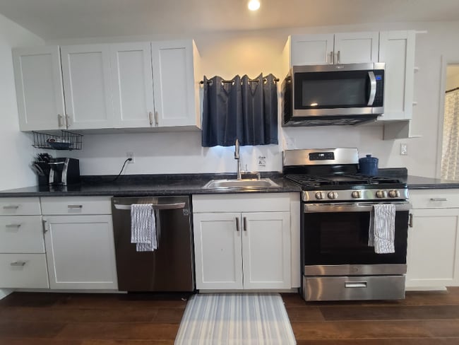 Photo - 2450 S 600 E