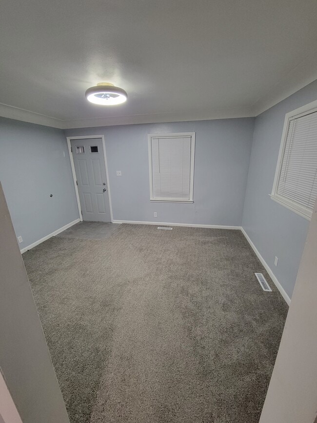 Photo - 1860 S Shore Blvd