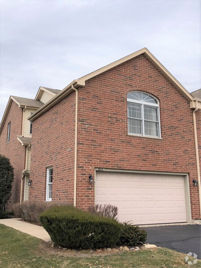 Building Photo - 5844 Fieldstone Trail Rental