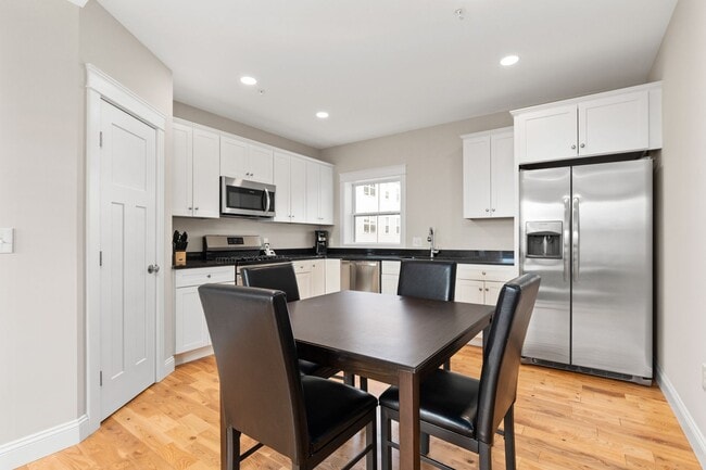 Photo - Chapel Court