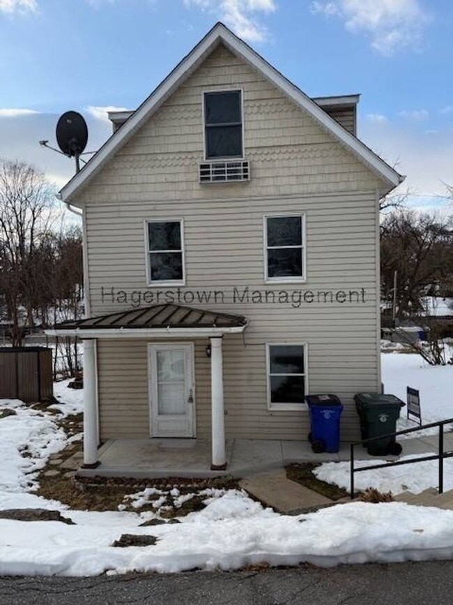 Photo - 528 Virginia Ave