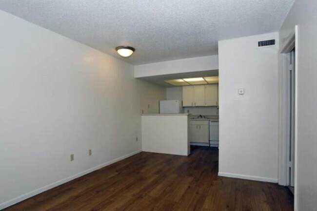 Photo - 3 bedroom in Austin TX 78704 Unit 3018