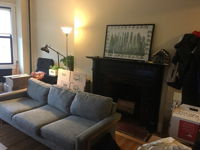 Photo - Boston's Kenmore neighborhood 1bed / 1bath available 11/1/2025