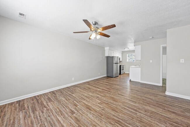 Photo - Lexington Drive -209 Unit 209-1