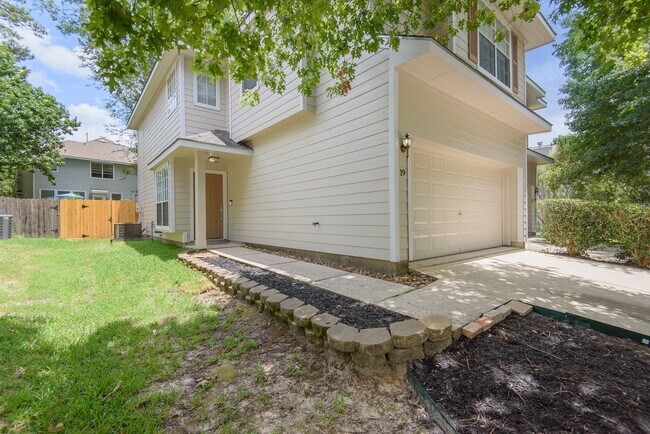 Photo - 19 Musk Rose Ct