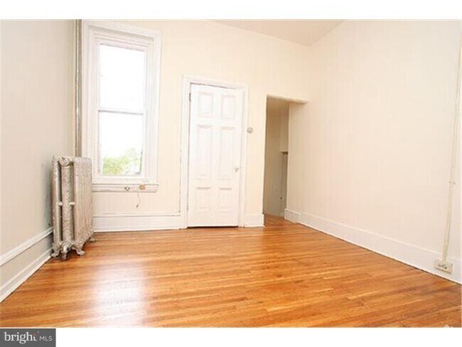 Building Photo - 2808 W Girard Ave Unit B Rental