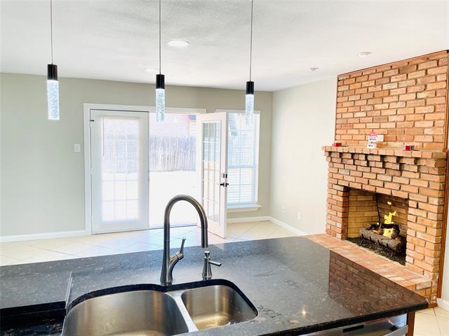 Photo - 534 E Spring Valley Rd