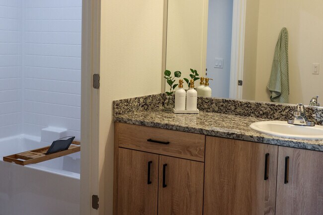 Photo - The Grove at Woodlake