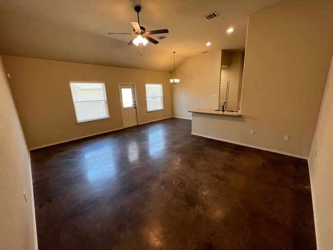 Photo - Beautiful Luxury Duplex in NBTX!