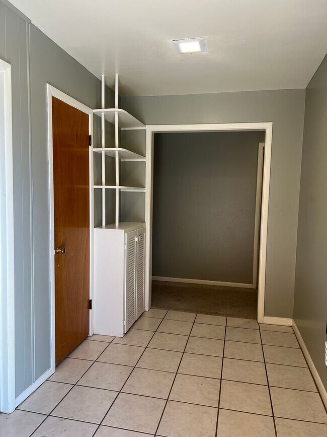 Photo - 3 bed 2 bath Move In Ready!