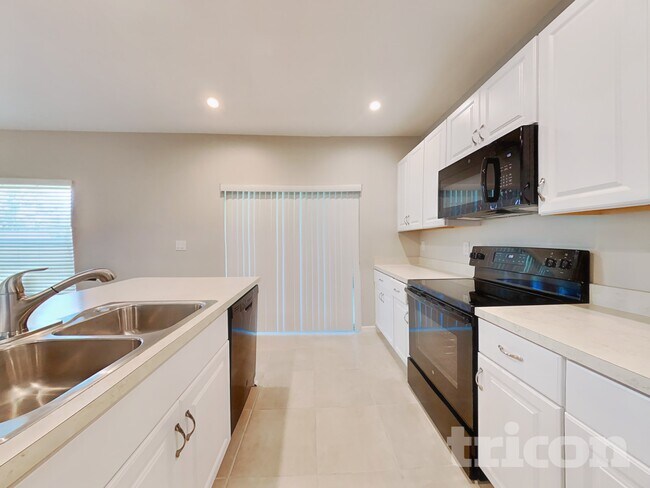 Photo - 383 Quarry Rock Cir