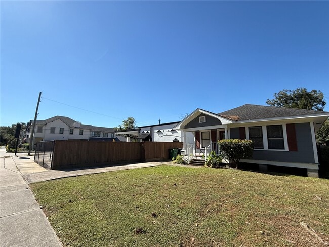 Photo - 1103 Harvard St