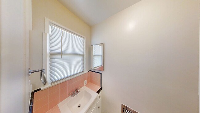 Photo - 3 bed 1.5 bath house + Studio Apt