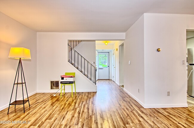 Building Photo - 28 Jesse Rd Rental
